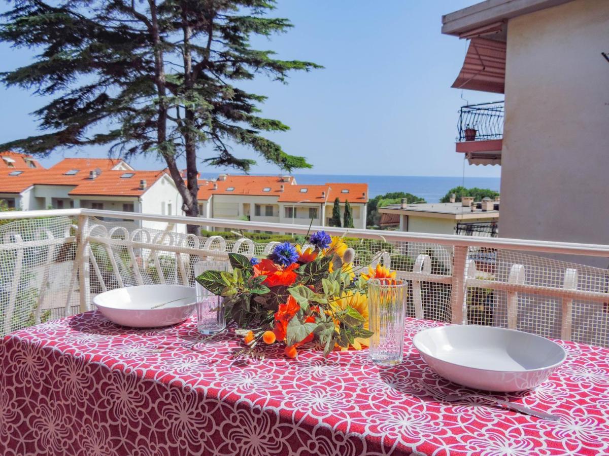 דירות H11 Terrazzo Al Mare - Riva Ligure - Spiagge מראה חיצוני תמונה