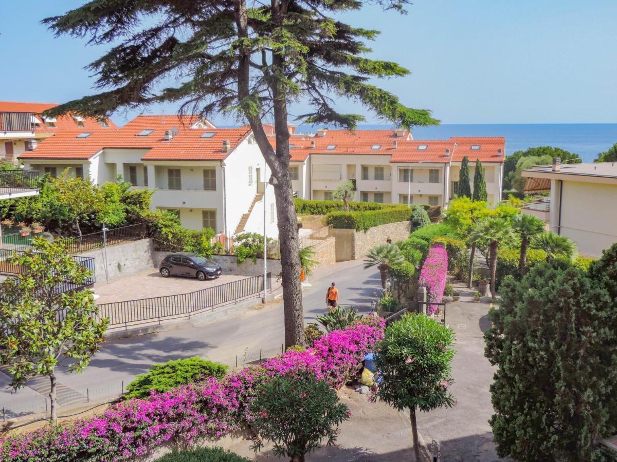 דירות H11 Terrazzo Al Mare - Riva Ligure - Spiagge מראה חיצוני תמונה